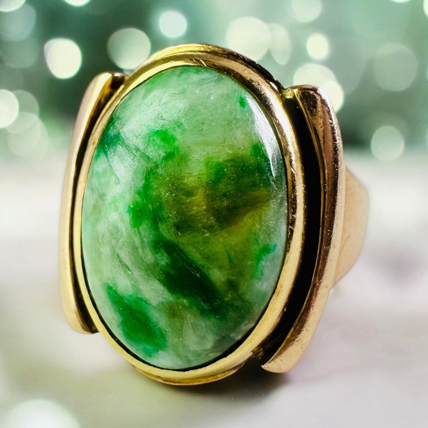 Vintage Mid Century Jade Signet Ring